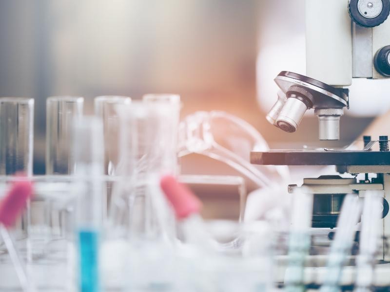 PGRSS para Laboratórios: por que o Plano de Gerenciamento de Resíduos de Serviços da Saúde é cada vez mais estratégico?